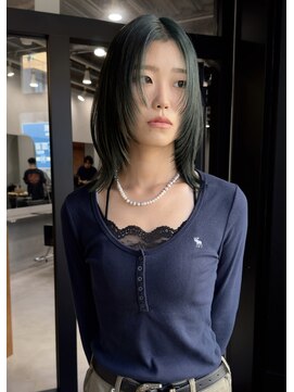 ウェイビーズ(WAVY'S) layer cut × dark olive