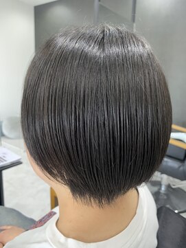 ディティール(Detail) ローグラデーション×ショートボブ