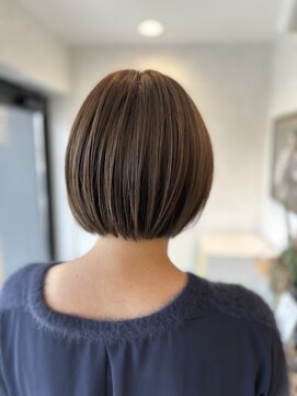 コスモス(cosmos) ボブスタイル