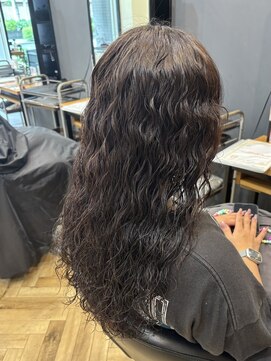 アルター(aL ter) 【ロングパーマ】くびれヘア/アプリコットオレンジ/鎌取/林愛華