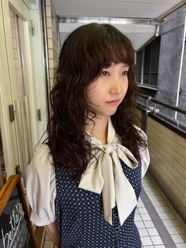 ベター(better) しっかりレイヤーで軽やかさを出したスパイラルウェーブパーマ