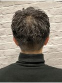 ツーブロックショート×緩アイロンパーマ