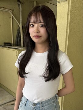 ローレンジウ(LOREN JU) ミディアムヘア/暗めカラー/グランマッシュ/名駅/レイヤーカット