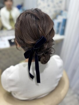 サクララ(Sakura la) シニヨン／結婚式／お呼ばれヘア／二次会へア／ミディアム