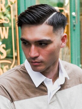 プロショップウェーブ セカンド(PRO SHOP WAVE II) スペインカール/フェザーパーマ/メンズパーマ/テーパーフェード