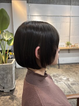 サイ(sai) 【江幡担当】ミニボブ×顔まわりレイヤーでこなれ感♪