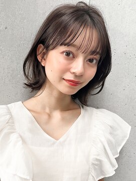 アグノス 青山(Agnos) ミルクティーブロンドうるツヤ結べるボブ前髪ダークブルー