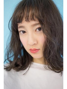 ヴィークス ヘア(vicus hair) シフォンベージュ×外ハネボブ by 井上瑛絵