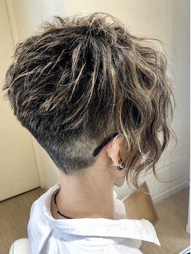 レンジシキチジョウジ (RENJISHI KICHIJOJI) 刈り上げ&ウェーブ【RENJISHI KICHIJOJI 】