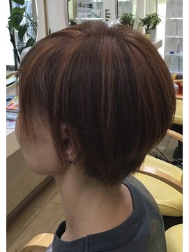 ル リアン(Le lien) 前下がりショートボブ　丸みショート
