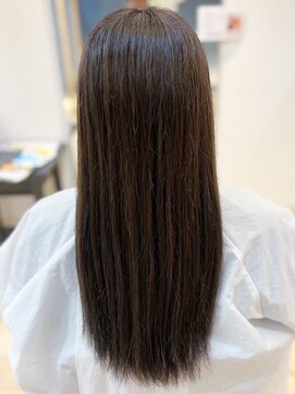 ヴィヴァーチェイルソーレ(VIVACE ilsole) 20代30代40代髪質改善トリートメント艶感ストレート透明感