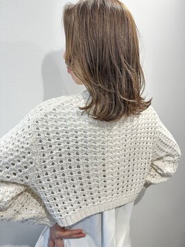 ソラ(SORA.) グレージュカラー×レイヤースタイル