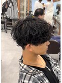 刈り上げマッシュと波巻きパーマ