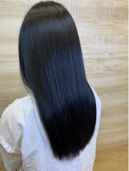 思わず触れたくなるうるつやヘアに♪髪の傷みを最小限に抑えた施術で、自分史上最高の美髪を叶えます☆