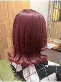 #グレーベージュ#レイヤーロング#アッシュカラー#前髪パーマ