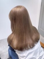ヘア ルミナス バイ フォルテ(HAIR LUMINAS by FORTE)&nbsp;ニュアンスカラーグレーベージュレイヤーカットオリーブベージュ