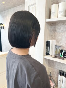 キャアリー(Caary) 福山美容室Caary 切りっぱなし内巻きボブ透明感ツヤツヤ10代20代