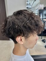 フイ 代々木(Hui)&nbsp;ハイトーンカラー/マッシュパーマ/アースカラー/men's/