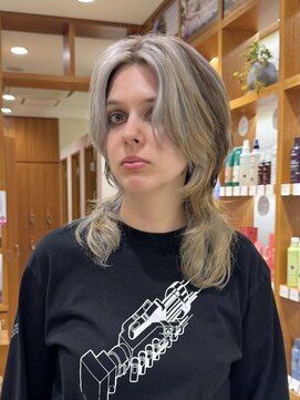 ピークアブー アヴェダ アトレ恵比寿(PEEK-A-BOO AVEDA) マッシュウルフ/ネオウルフ/ハイライト/ワイドバング