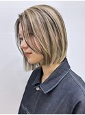 渋谷ブリーチカラータッセルボブ顔周りレイヤー切りっぱなしボブ