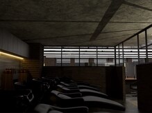 ブラック 横浜(BLUCK)の雰囲気（BLUCK横浜[横浜駅/フェザーパーマ/学割U24/シャドウパーマ]）