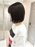 黒髪ボブ 前下がりボブ 切りっぱなしボブ 縮毛矯正 タッセルボブ