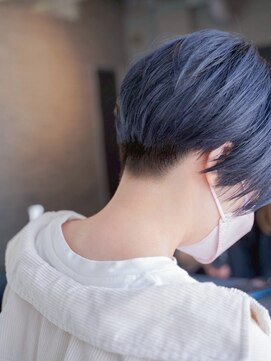 シャロン(SHARON) 【SHARON原宿】クリアネイビー×刈り上げショート