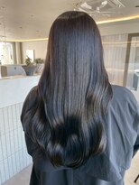 ビビバイベル(BiVi by BHEL) 桑名ロングレイヤーカットハッシュカット透明感カラー重めロング