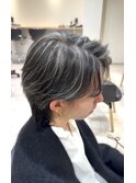 ブリーチ必須！ホワイトハイライトカラー