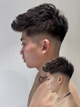 ウルマ(ULUMA)&nbsp;刈り上げ/外国人風パーマ/波巻きツイストスパイラル/伊丹