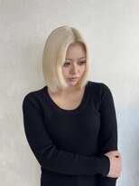 ミスラグジュアリー(Miss Luxury) White blond