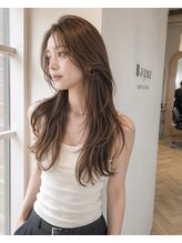 バグズ(Baguz)&nbsp;韓国レイヤー顔周りレイヤーフェイスレイヤーくびれヘア