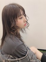 ノビタ(novita)&nbsp;【novita】しょす担当★ぱっつん前髪が可愛い