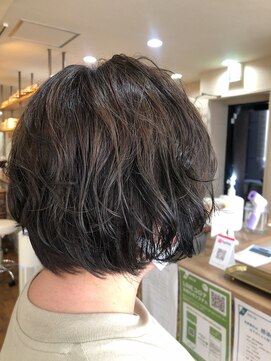 ソルト(Salt) ショートボブとパーマ