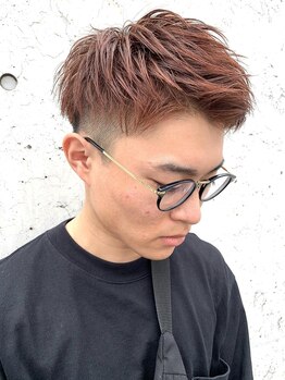 ≪荒田・少人数サロン≫気軽に話せるstylist・お洒落な店内・似合うカットで男性からも支持の多い【Reve】