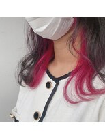ヘアスタジオ アルス 御池店(hair Studio A.R.S) ViViDピンク インナーカラー