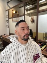 カムレイドフォーライフ(COMRADE 4 LIFE)&nbsp;髭とポンパドール　　担当西村