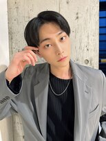 ルービック 梅田茶屋町(Rubik)&nbsp;スーツ短髪/ツーブロック/センターパート/黒髪