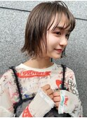 ベージュインナーカラーショートボブレイヤーミディアム前髪