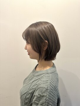 ゼンドットカラスマ(Zen.karasuma) ショートボブ×ミルクティーベージュ20代30代40代