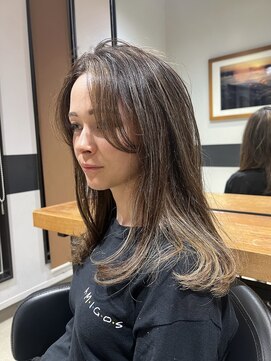 エフパレードシーサイド(F.PARADE seaside) シーライトカラーxレイヤースタイル