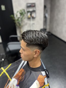 ミスタープラット(Mr.PLAT)の写真/清潔感抜群のスタイルで好印象！ON/OFF決まる再現性の高いヘアスタイルでデキルメンズに★