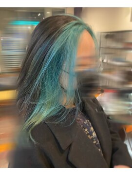 アンプリュス リアン(1+ Unplus lien) ターコイズブルー×ブルーブラック×レイヤーカット★ブリーチ