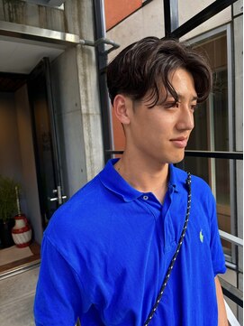 オーオシカシカスペース(OOO YY Space) シティーボーイ風メンズパーマ/センターパート/外国人風