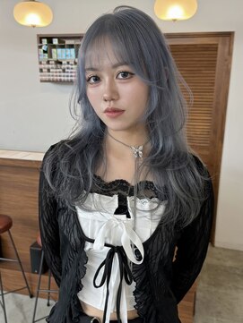 リヴ ウメダ(LIV umeda) ネイビーブルー/ハッシュカット/トリプルカラー/ケアブリーチ