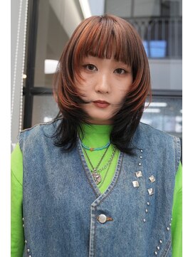 ラック 表参道(LUCK) ウルフ/アンブレラカラー/レイヤー/ブリーチ/デザインカラー