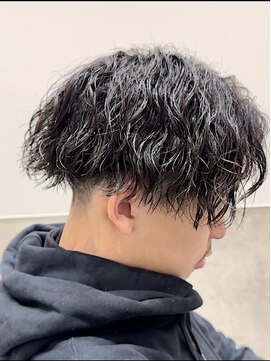 リ メイロ(Re.Meiro) センターパートツイストスパイラル