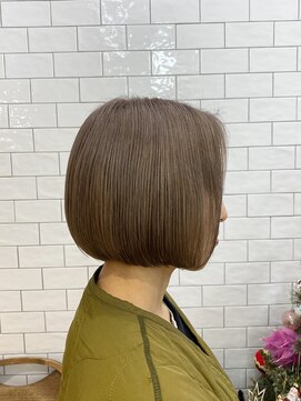 ループウエスト(LOOP WEST) ボブ×シナモンベージュ 1111