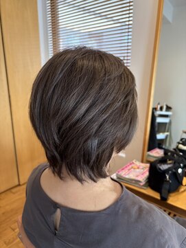 デイジーヘアー(Daisy hair) 【若見え効果◎】白髪ぼかし×ショートウルフ