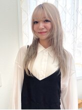 ロマーリ(LOMARLIE) YUNA